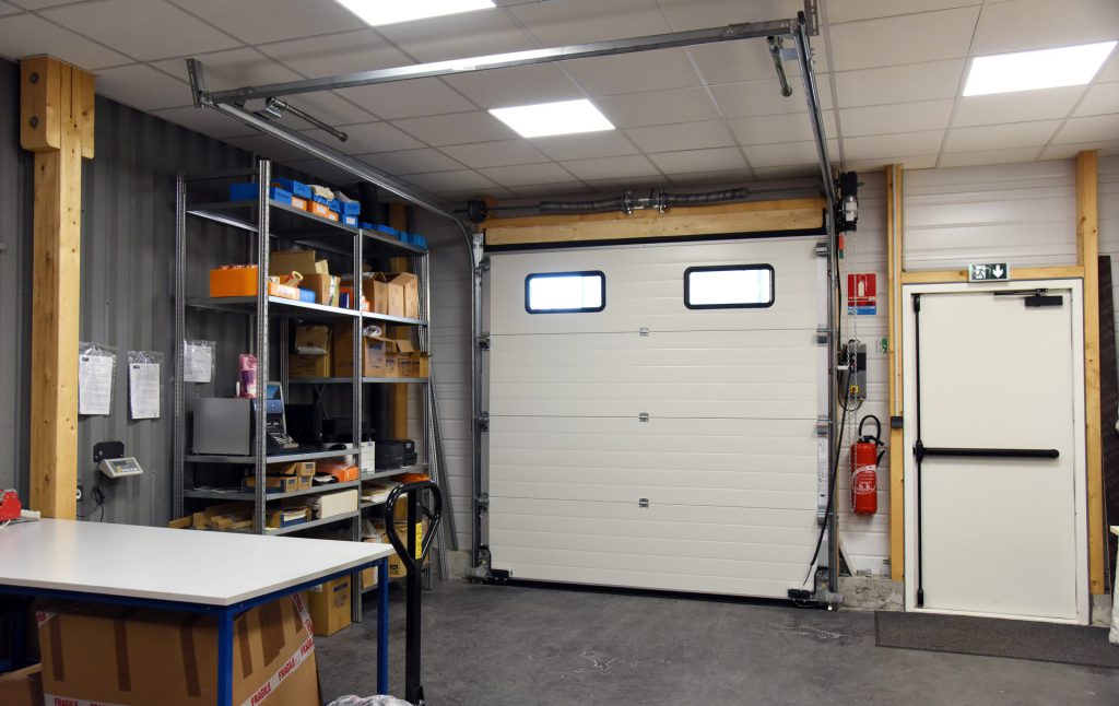 Porte sectionnelle - JPC Aviation